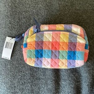 NWT Vera Bradley makeup bag